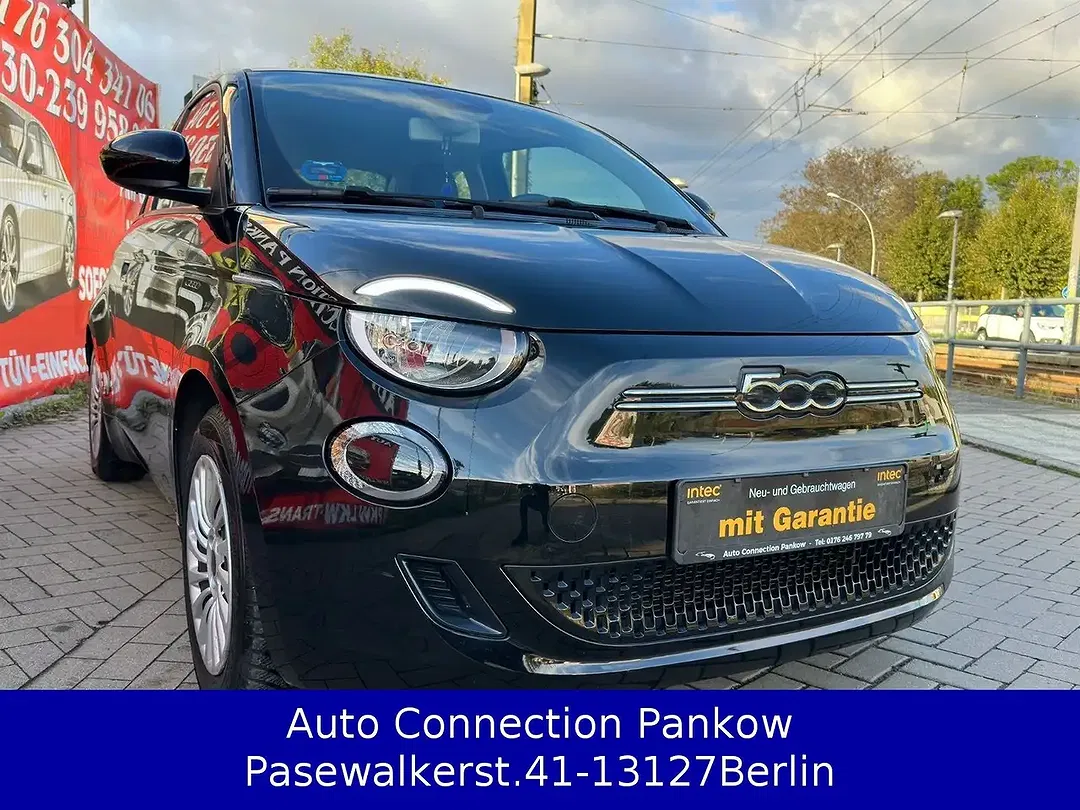 Fiat 500e Action - Thumbnail 3