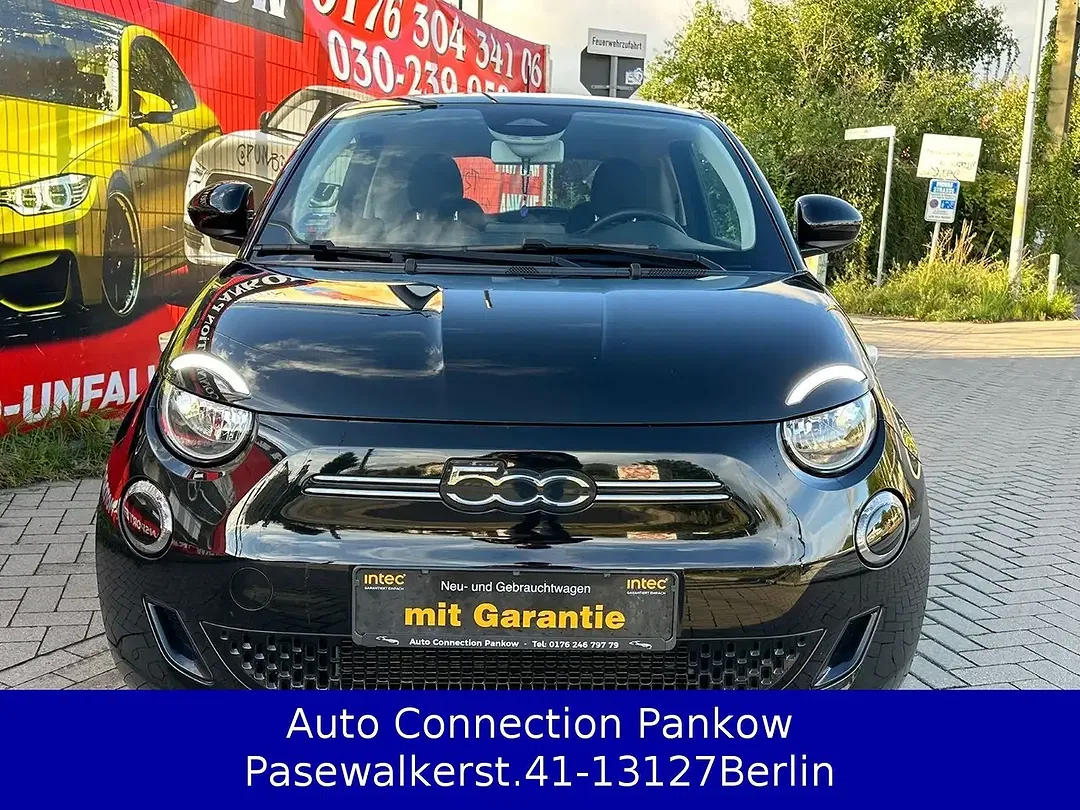 Fiat 500e Action - Thumbnail 5