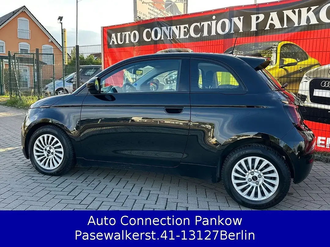 Fiat 500e Action - Thumbnail 6