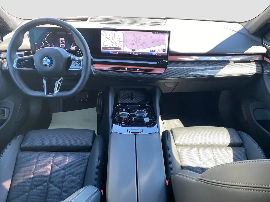 BMW 540 xDrive Touring M Sport - Thumbnail 11