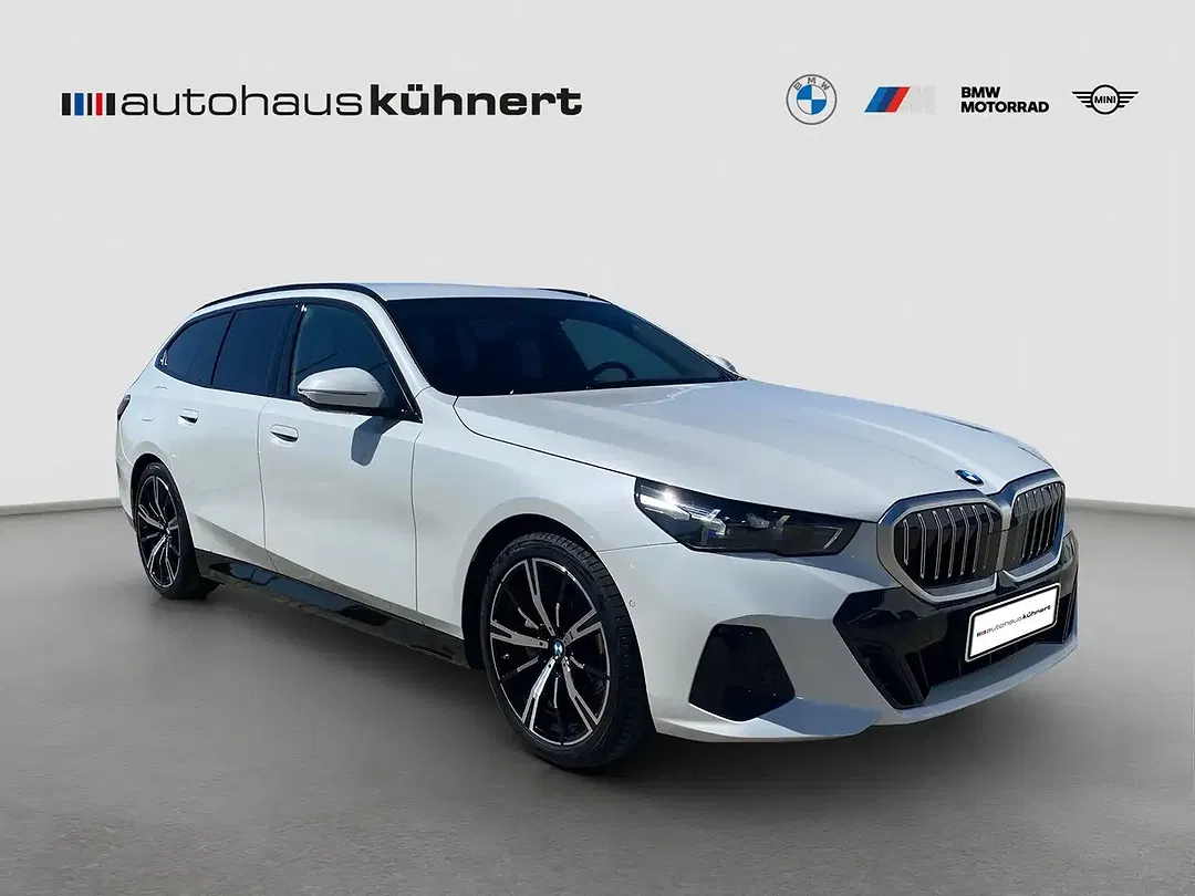 BMW 540 xDrive Touring M Sport - Thumbnail 8