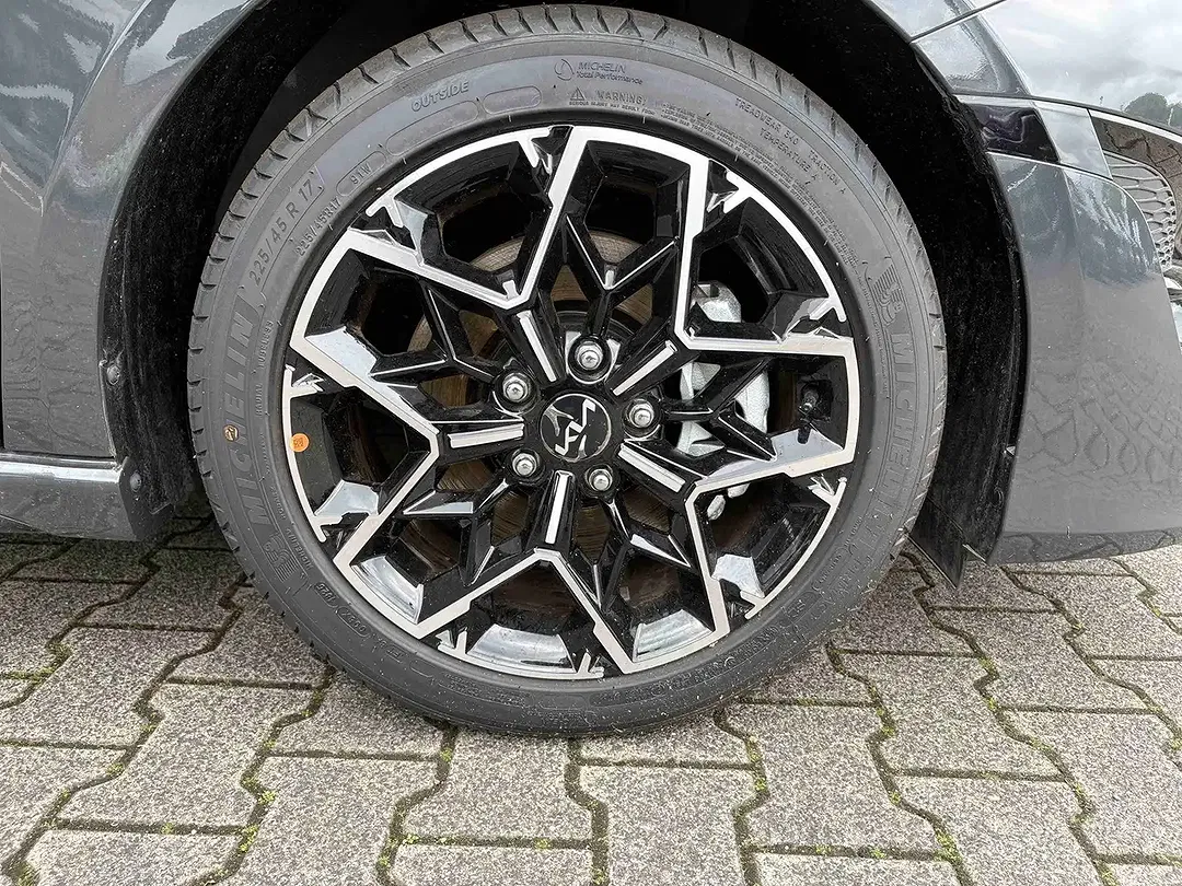 Kia Ceed / cee'd 1.5 GT GT-Line - Thumbnail 3