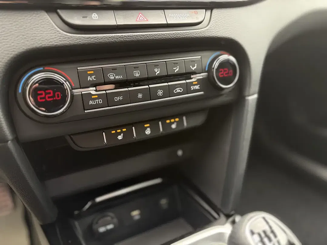 Kia Ceed / cee'd 1.5 GT GT-Line - Thumbnail 9
