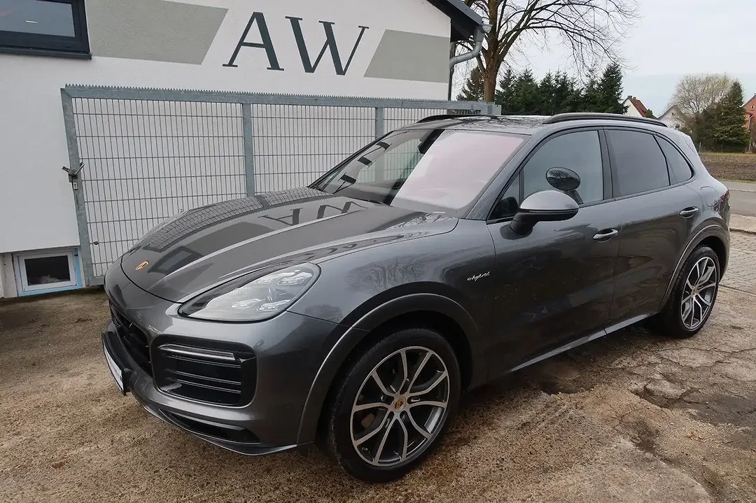 Porsche Cayenne E-Hybrid - Afbeelding 1
