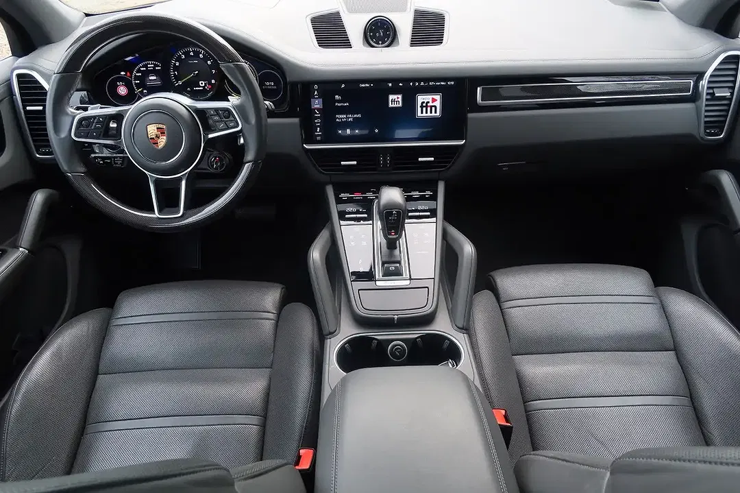 Porsche Cayenne E-Hybrid - Thumbnail 10