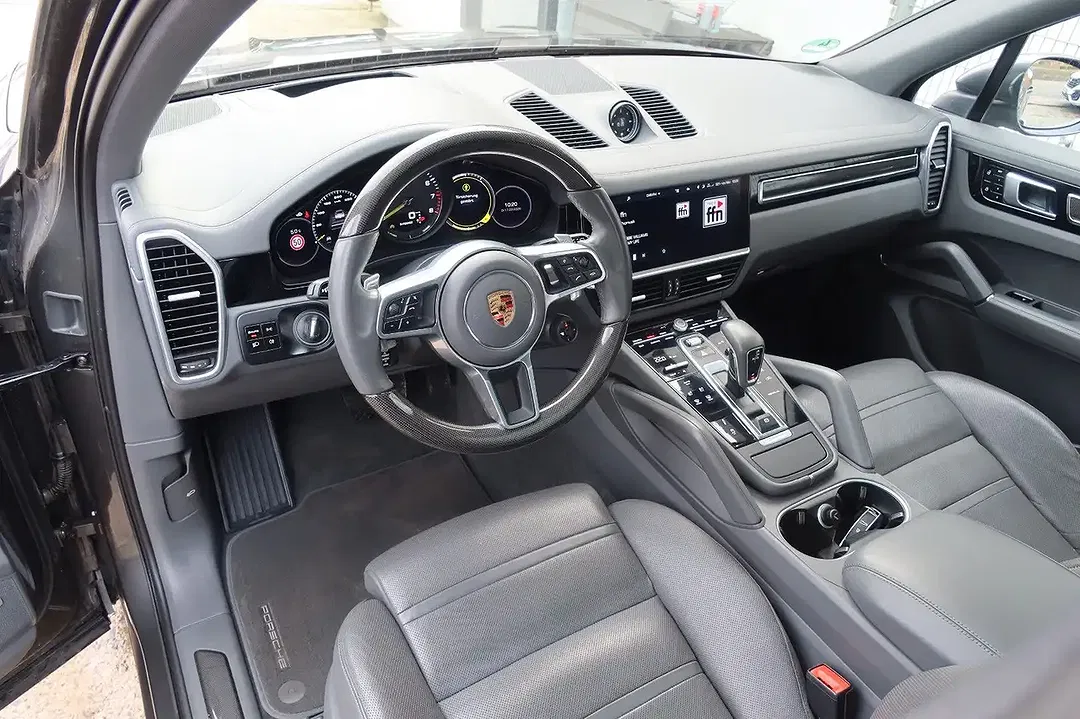 Porsche Cayenne E-Hybrid - Thumbnail 13