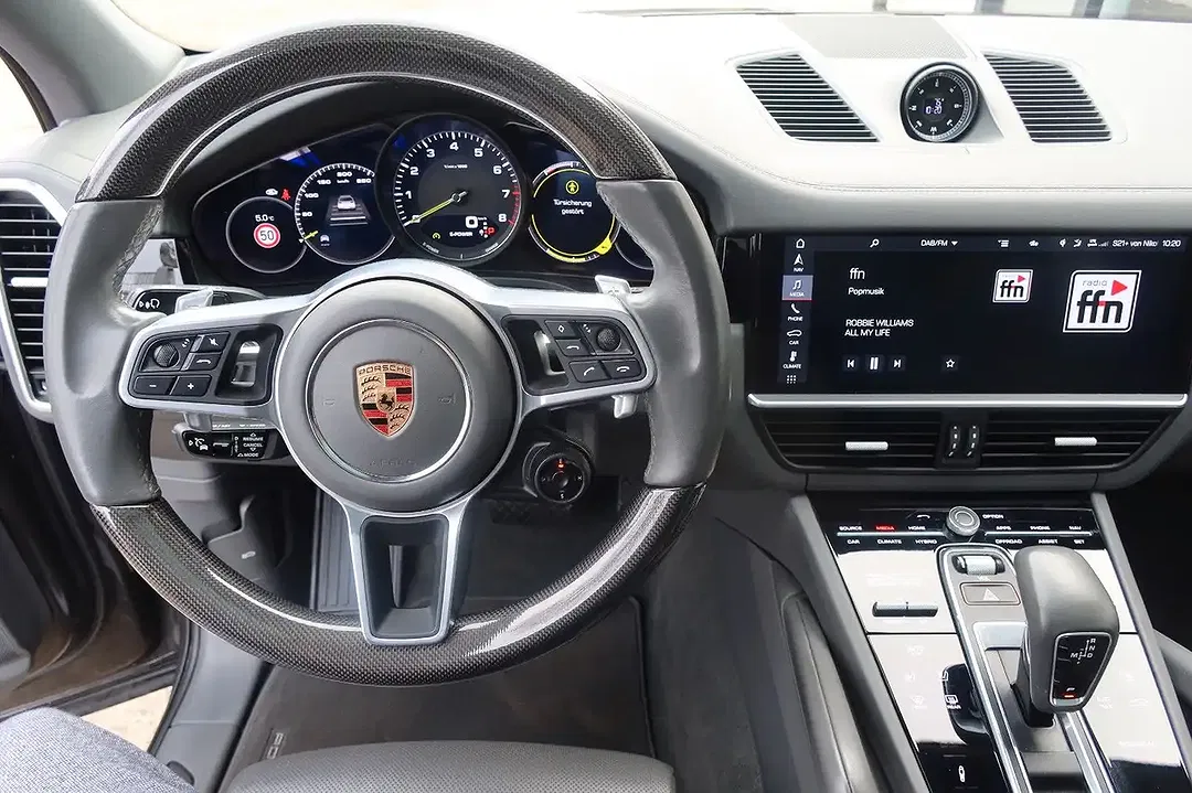 Porsche Cayenne E-Hybrid - Thumbnail 14