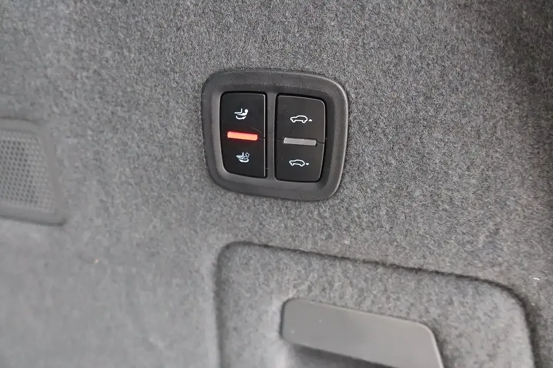 Porsche Cayenne E-Hybrid - Thumbnail 9