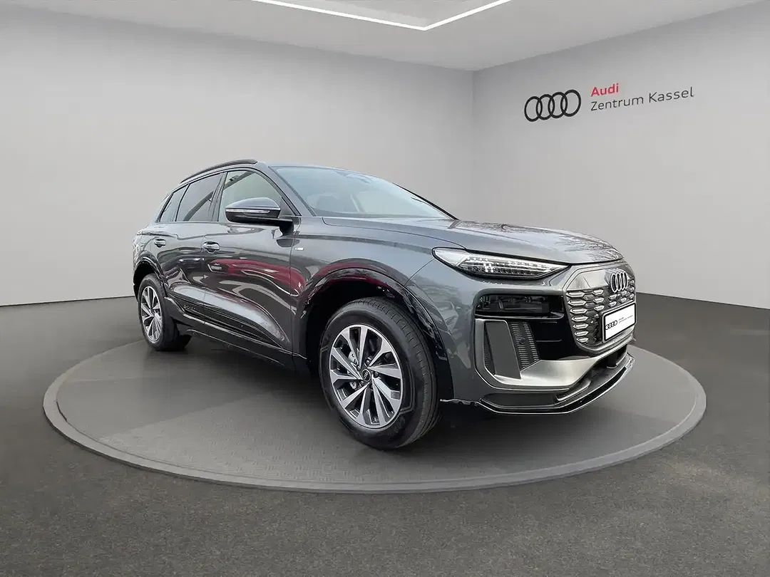 Audi Q6 e-tron S line - Thumbnail 10