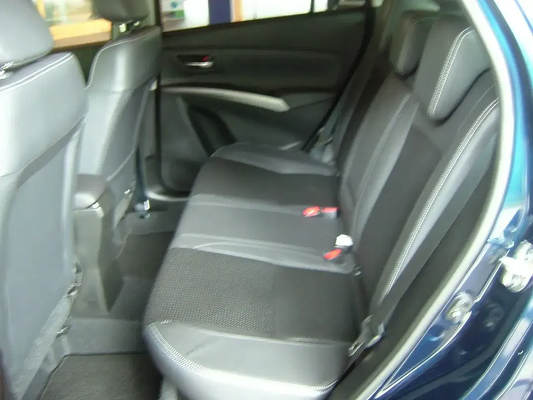 Suzuki S-Cross Hybrid 1.5 Dualjet AUT 4x4 Comfort+ - foto 9