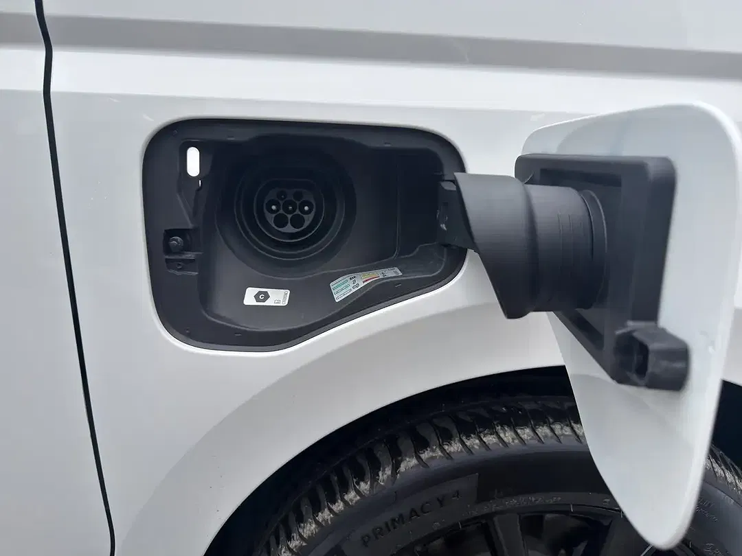 Volkswagen T7 Multivan eHybrid Edition - Thumbnail 13