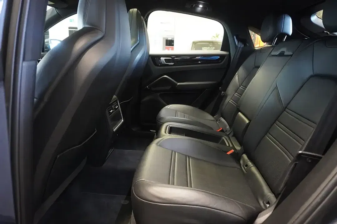 Porsche Cayenne E-Hybrid AUT PASM Coupe - Thumbnail 10