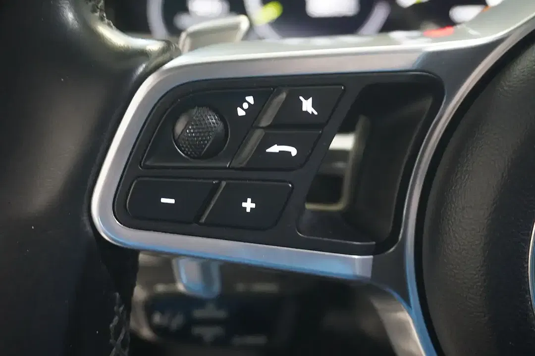 Porsche Cayenne E-Hybrid AUT PASM Coupe - Thumbnail 13