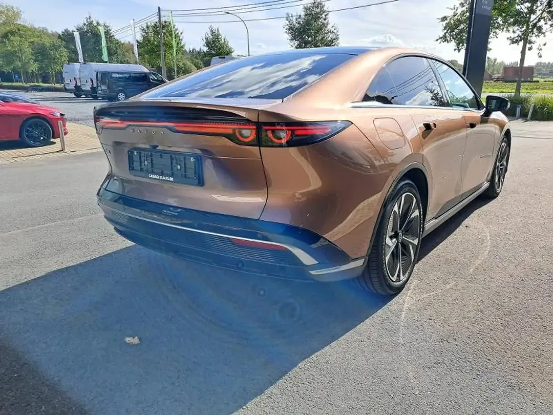 Mazda 6 - Thumbnail 3