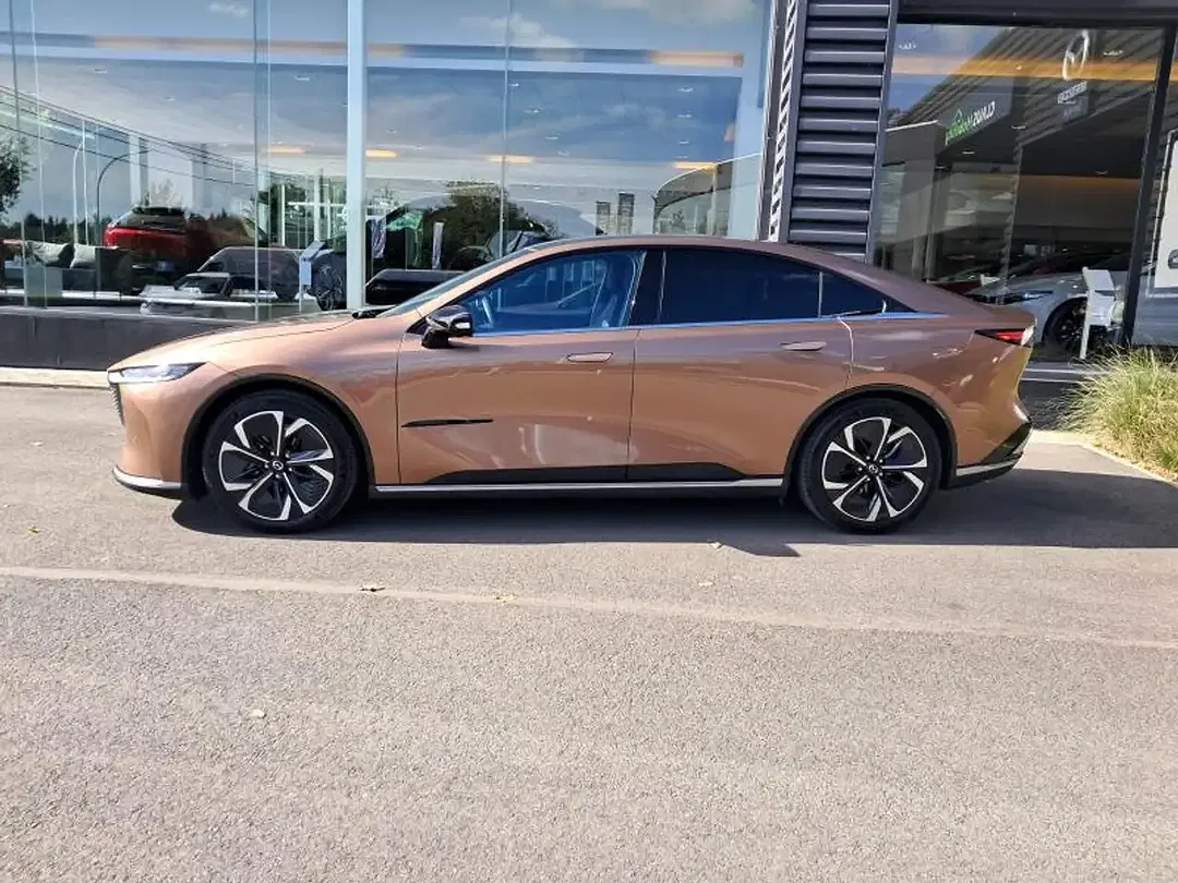 Mazda 6 - Thumbnail 4