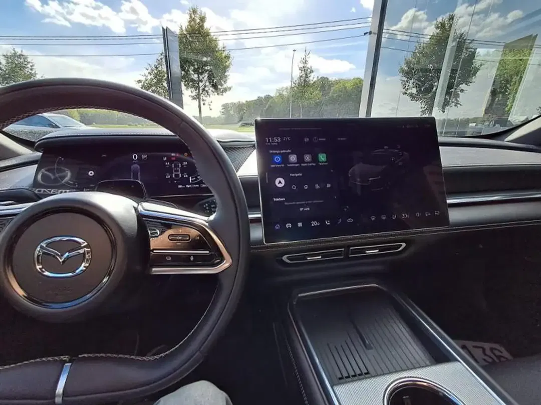 Mazda 6 - Thumbnail 9