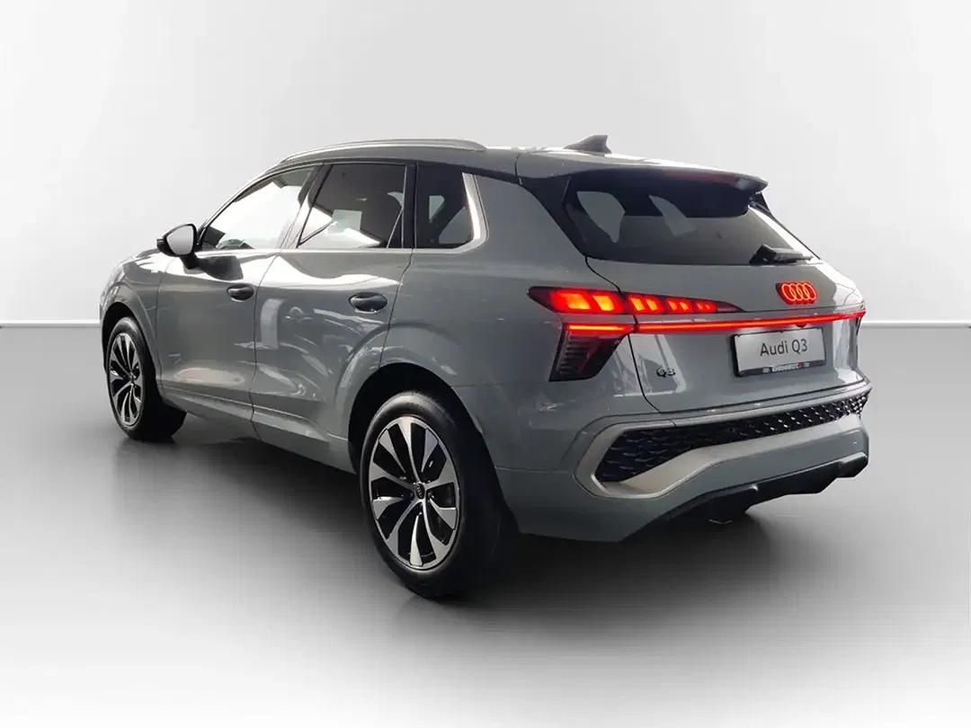 Audi Q3 TFSI S tronic S line - Thumbnail 6