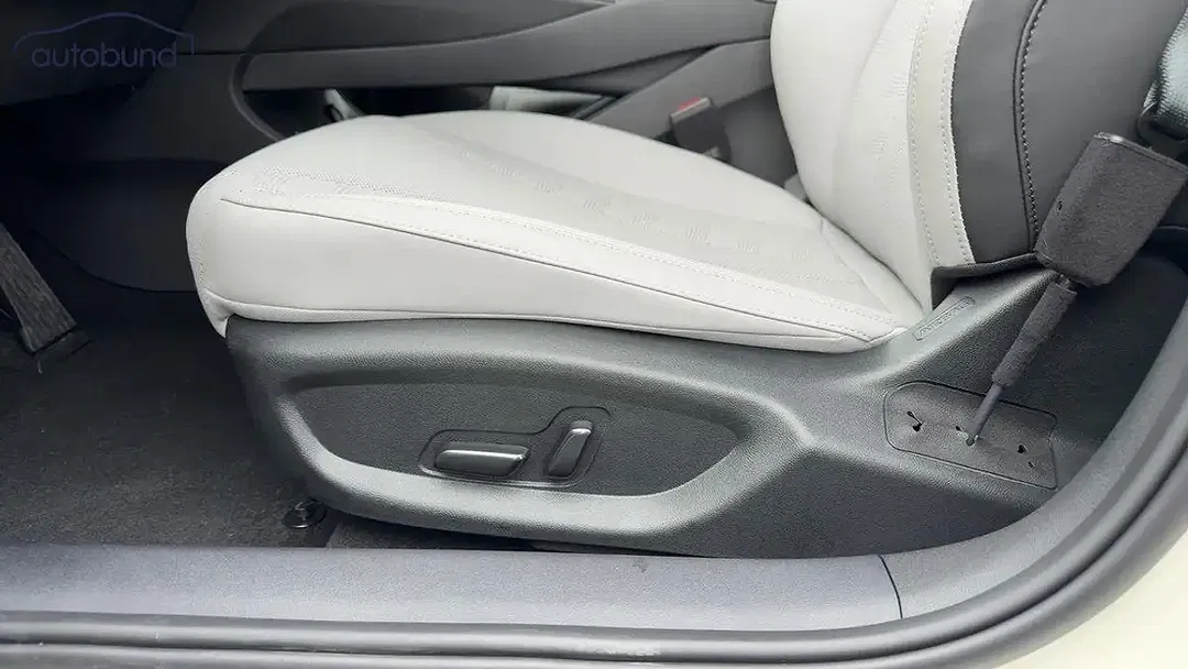 BYD Seal 6 DM-i PHEV Touring Boost - Thumbnail 12