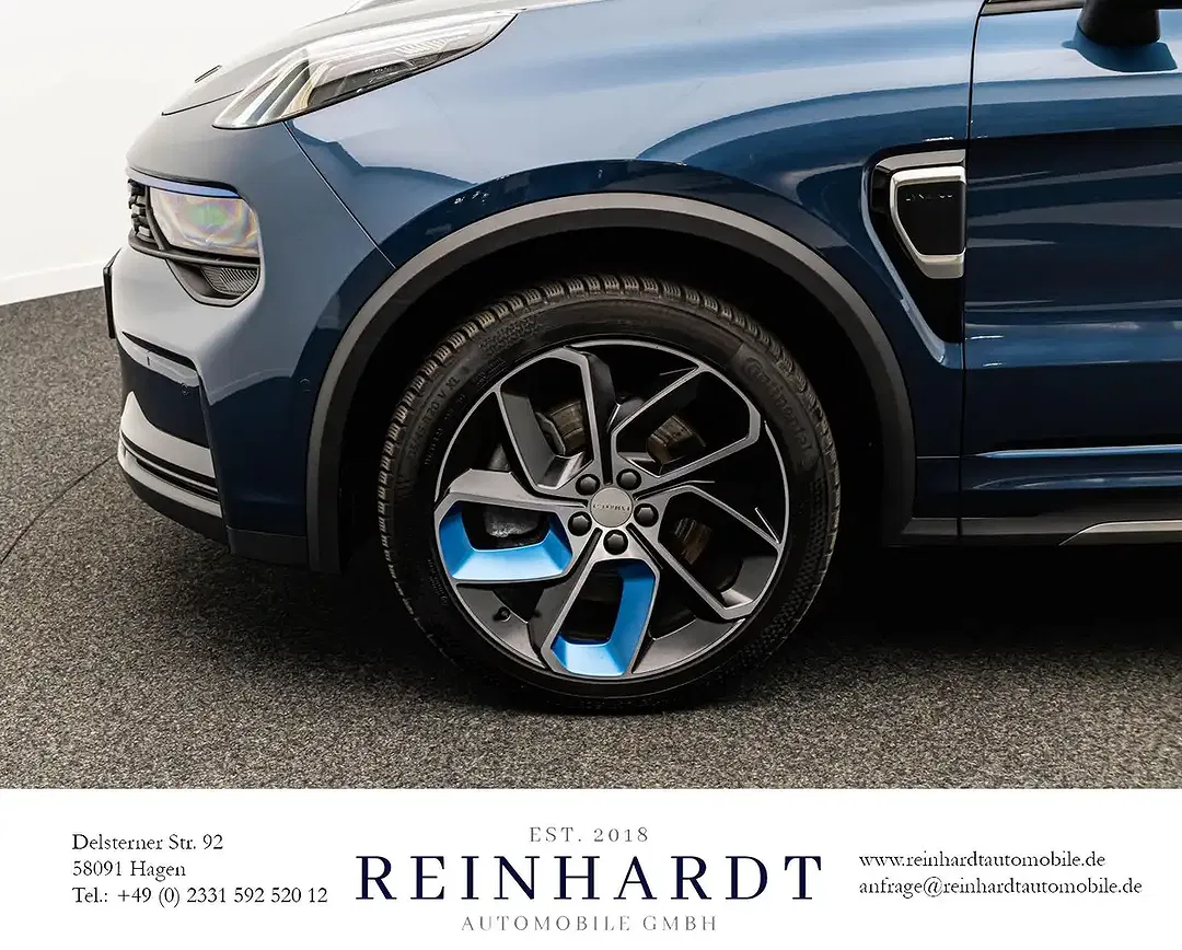 Lynk & Co 01 - Thumbnail 11