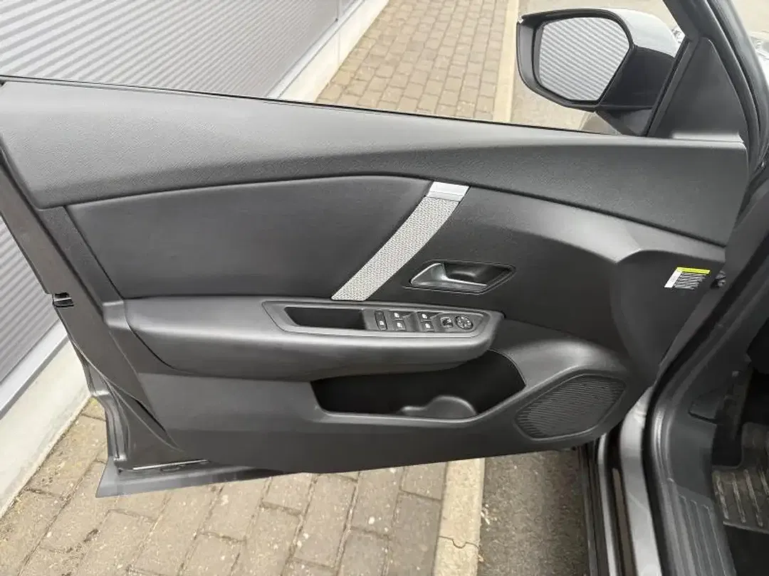 Citroen C4 Shine - Thumbnail 14