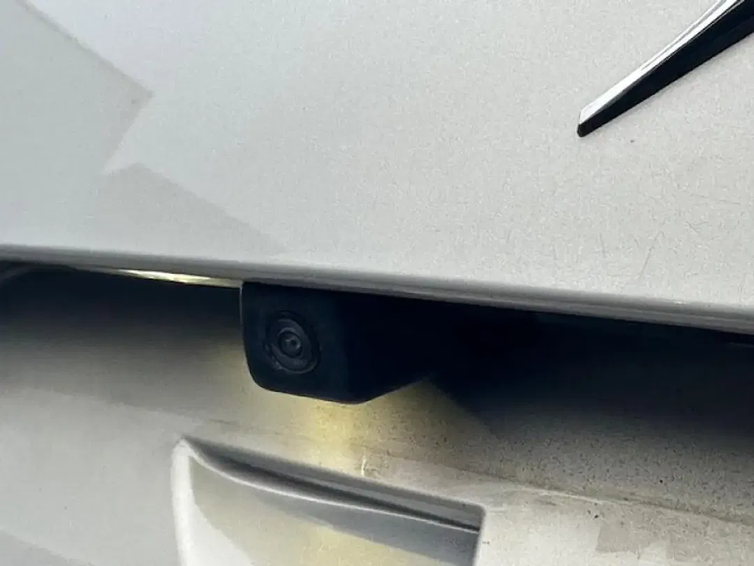 DS Automobiles DS 7 Crossback - Thumbnail 11