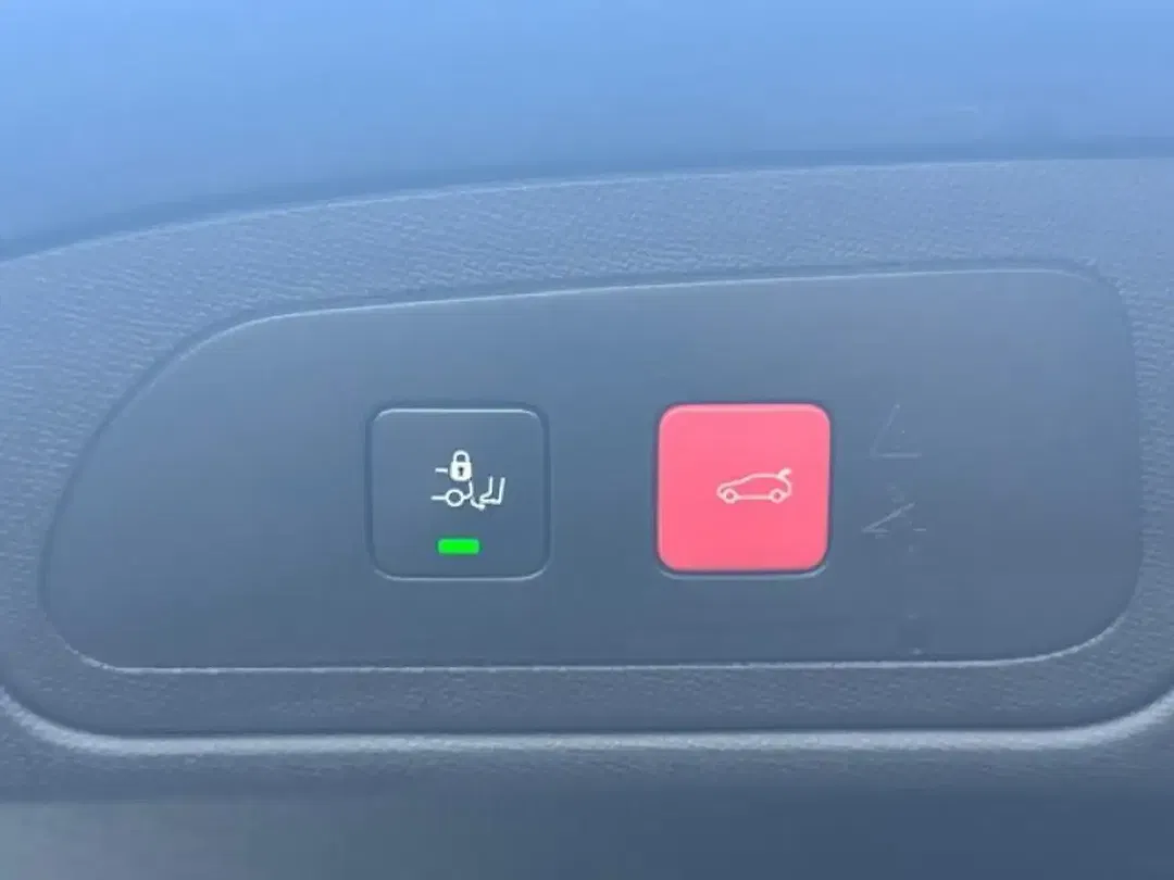 DS Automobiles DS 7 Crossback - Thumbnail 8