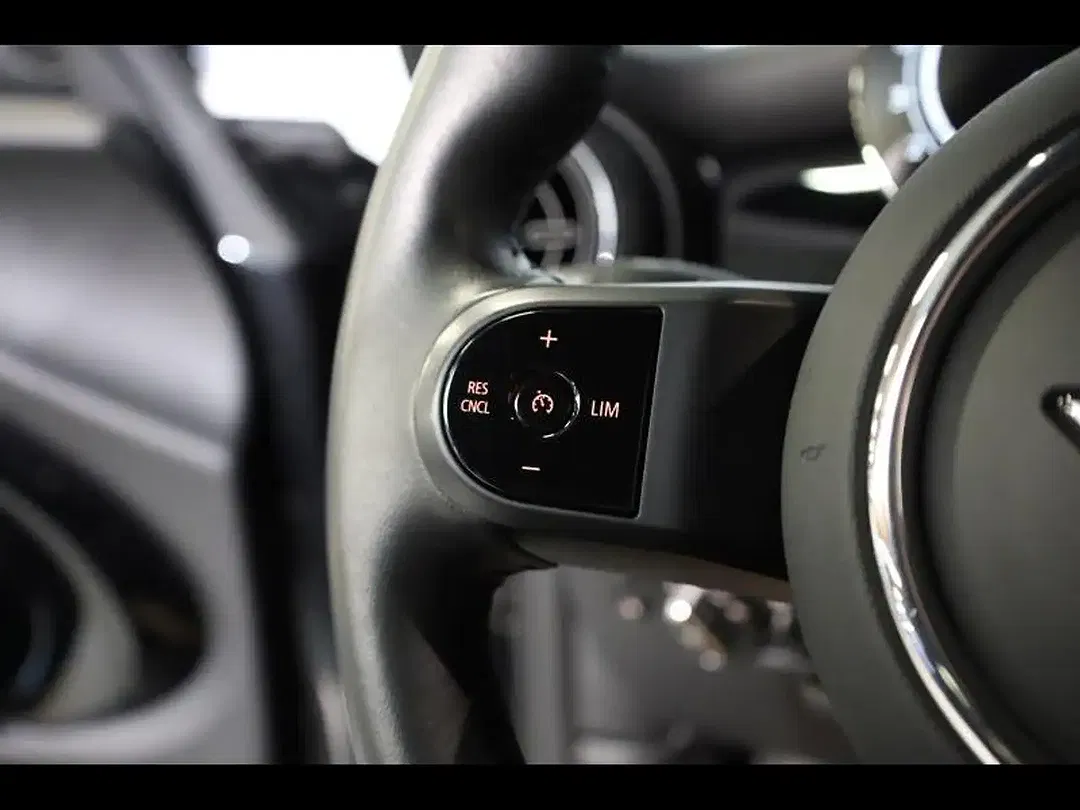 MINI Cooper - Thumbnail 14