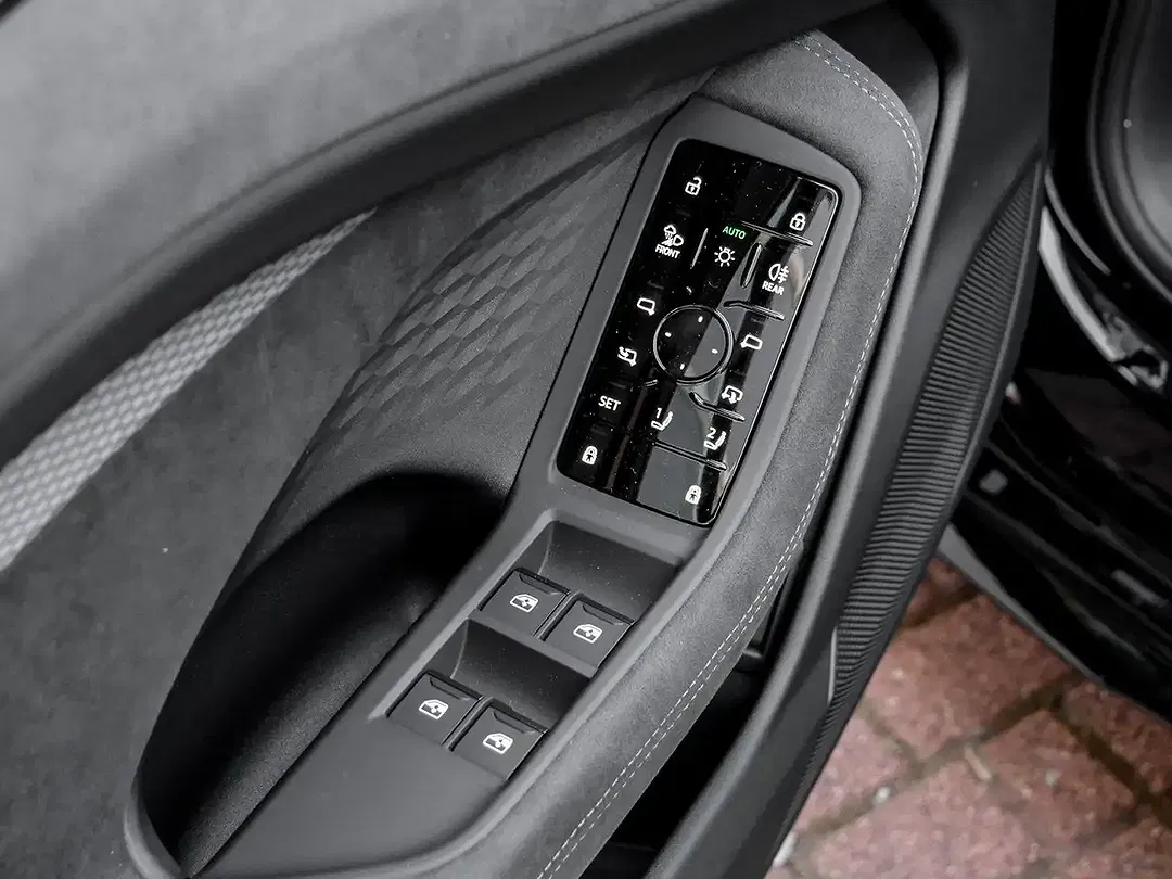 Audi A6 quattro Edition One - Thumbnail 14