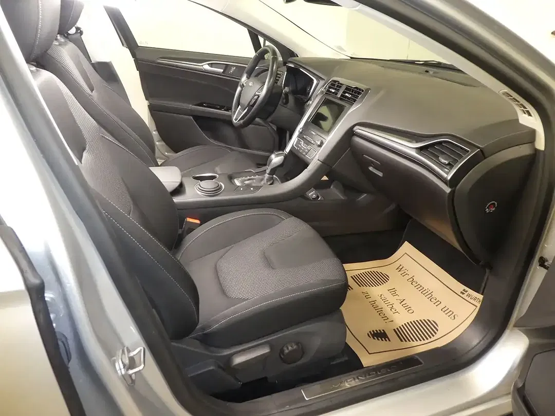 Ford Mondeo 2.0 Hybrid AUT Titanium - Thumbnail 9