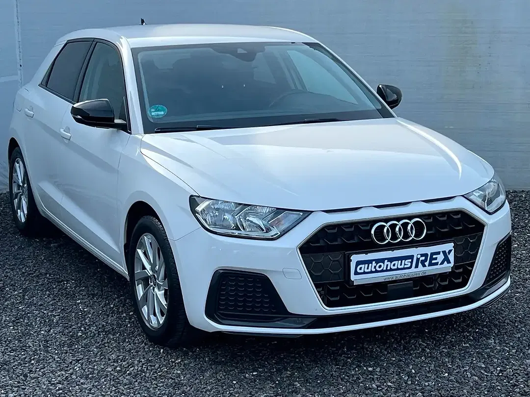Audi A1 30 TFSI Sportback - Thumbnail 3