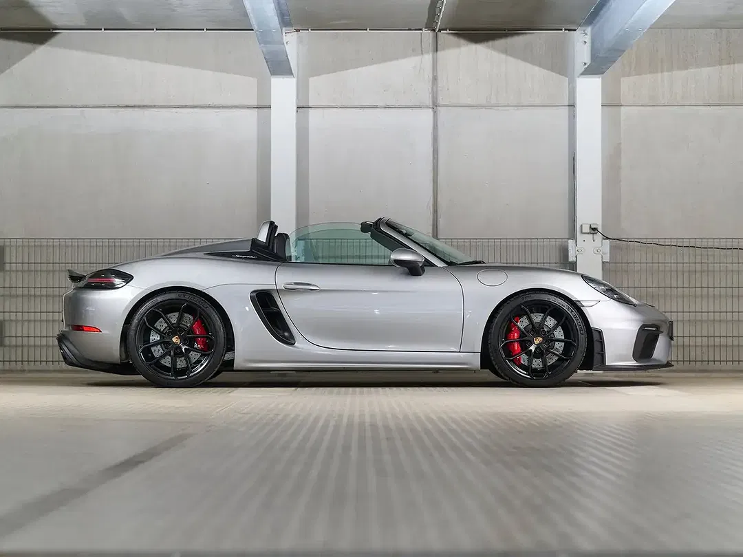 Porsche 718 - Thumbnail 3