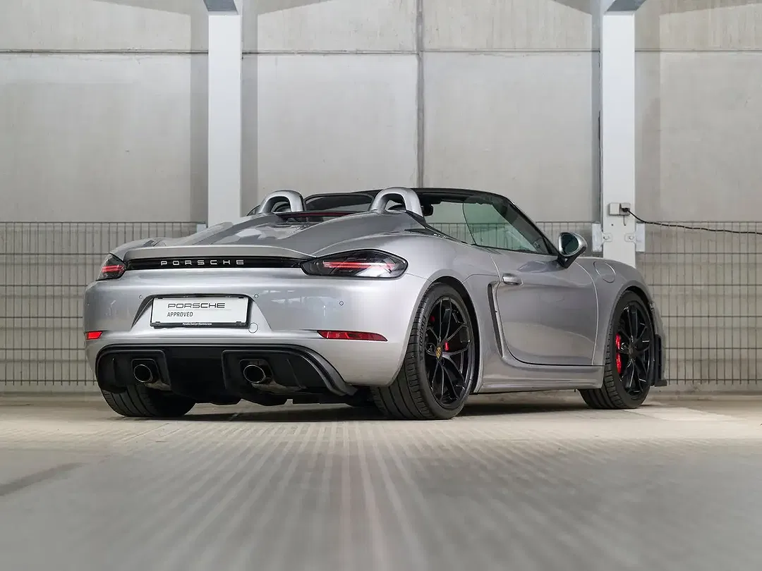 Porsche 718 - Thumbnail 6