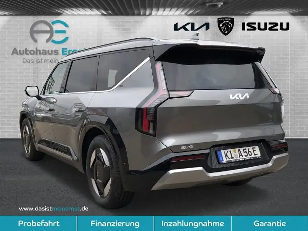 Kia EV9 - Thumbnail 5