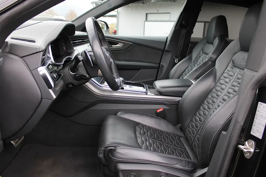 Audi RS Q8 4.0 TFSI quattro - Thumbnail 12
