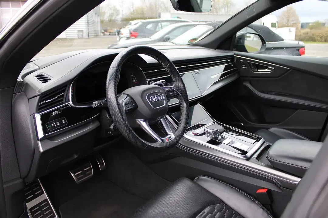 Audi RS Q8 4.0 TFSI quattro - Thumbnail 14