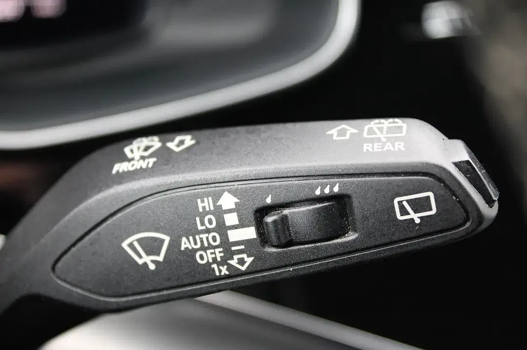 Audi RS Q8 4.0 TFSI quattro - Thumbnail 27