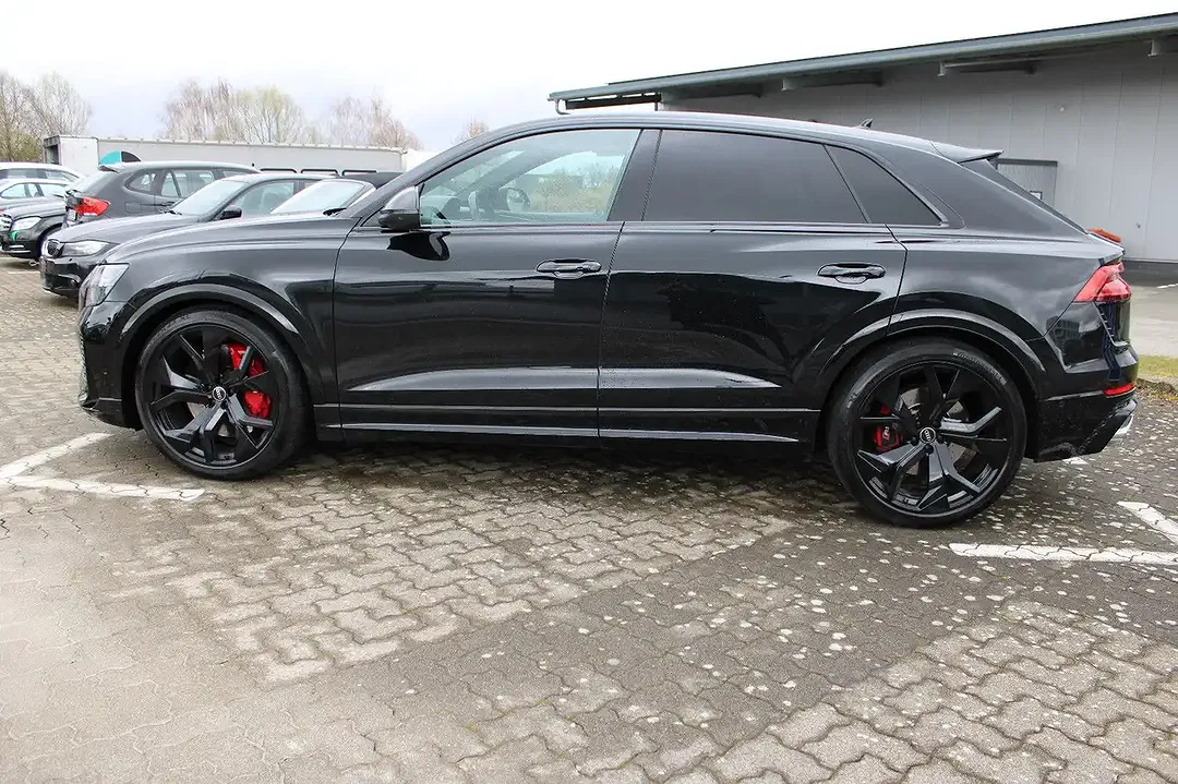 Audi RS Q8 4.0 TFSI quattro - Thumbnail 8
