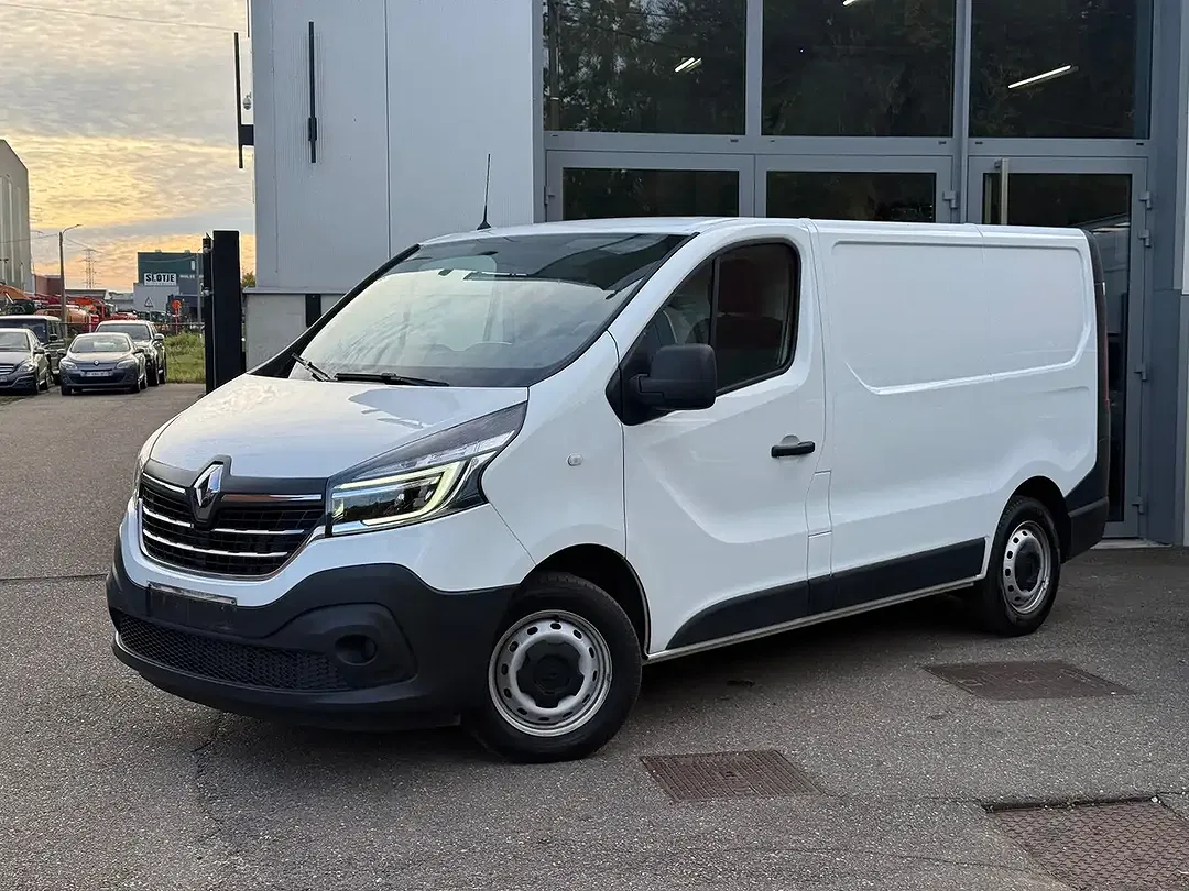 Renault Trafic - foto 2