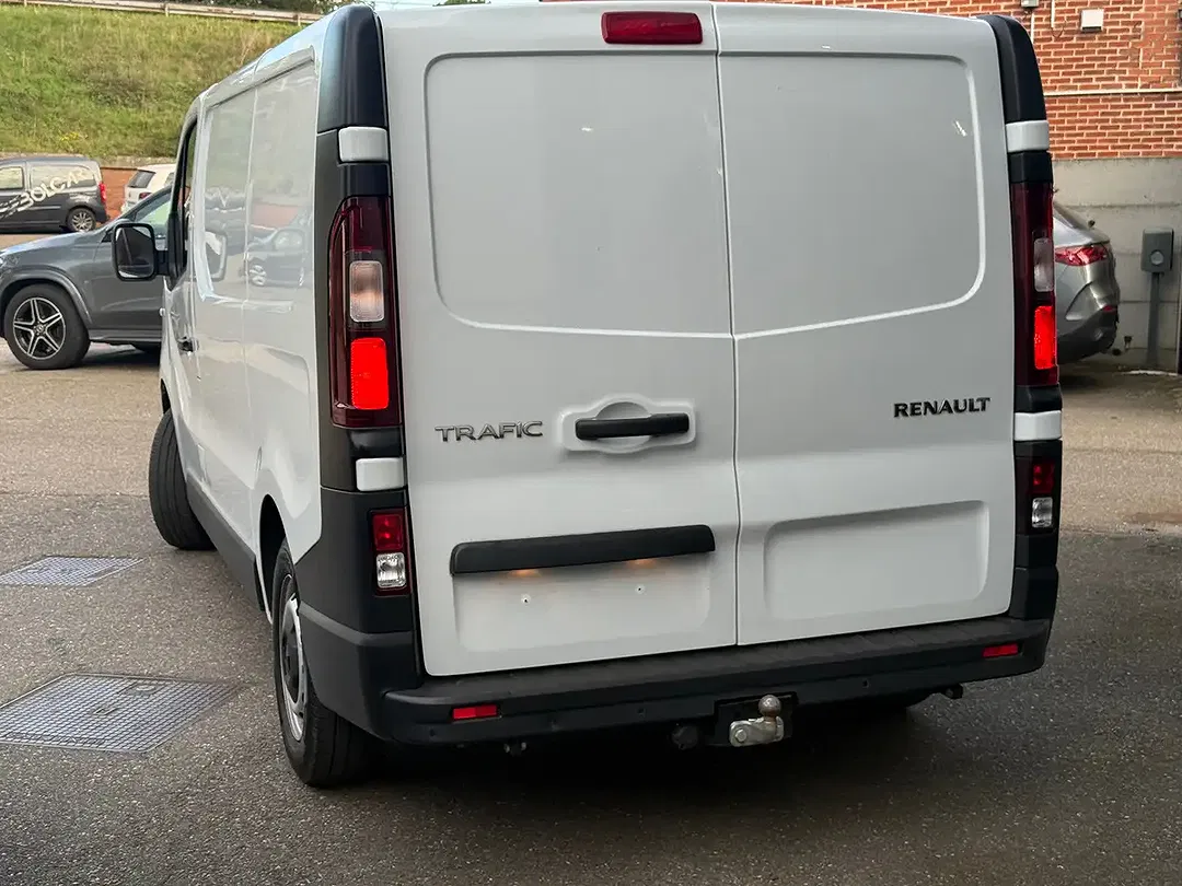 Renault Trafic - Thumbnail 4