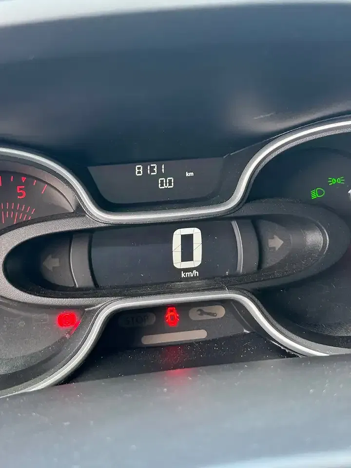 Renault Trafic - Thumbnail 9