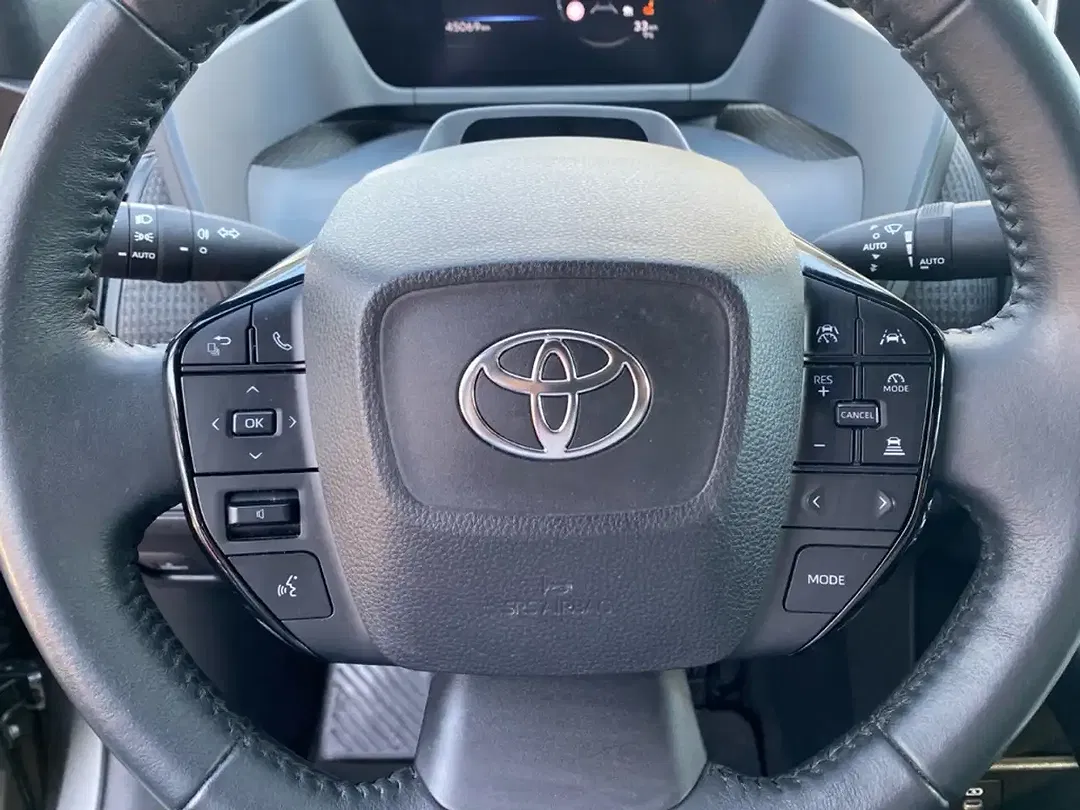 Toyota bZ4X - Thumbnail 14
