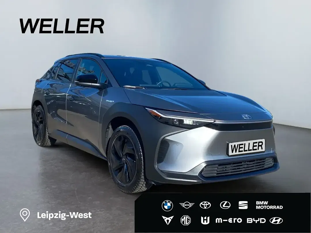 Toyota bZ4X - Thumbnail 4