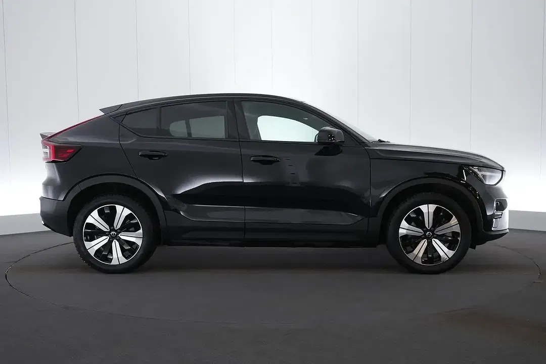Volvo C40 Recharge Plus - Thumbnail 3