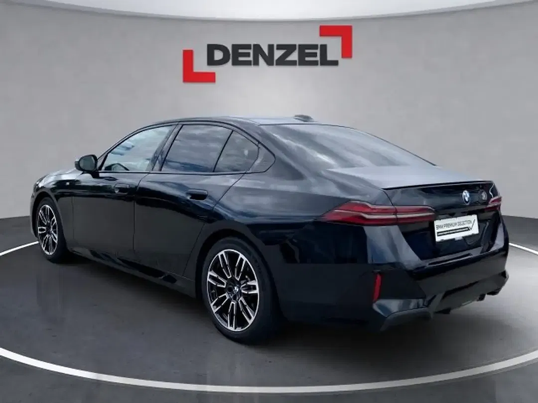 BMW 520 xDrive - Thumbnail 3