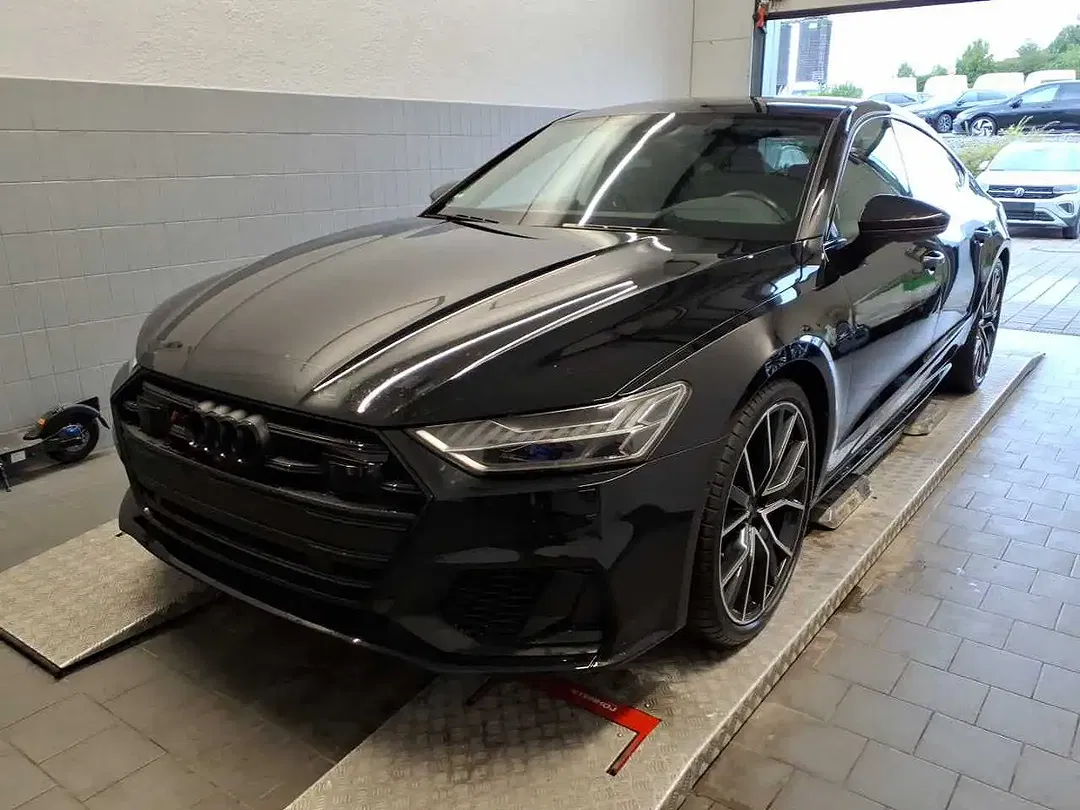 Audi S7 - Thumbnail 3