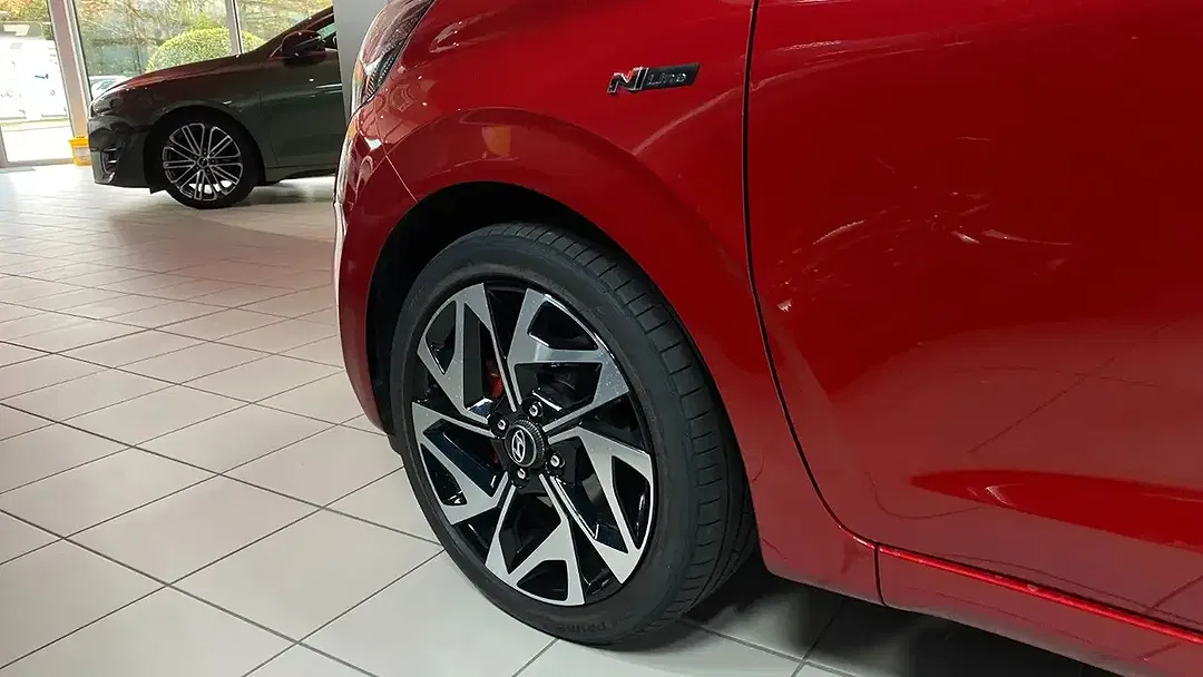 Hyundai i10 N Line - Thumbnail 5
