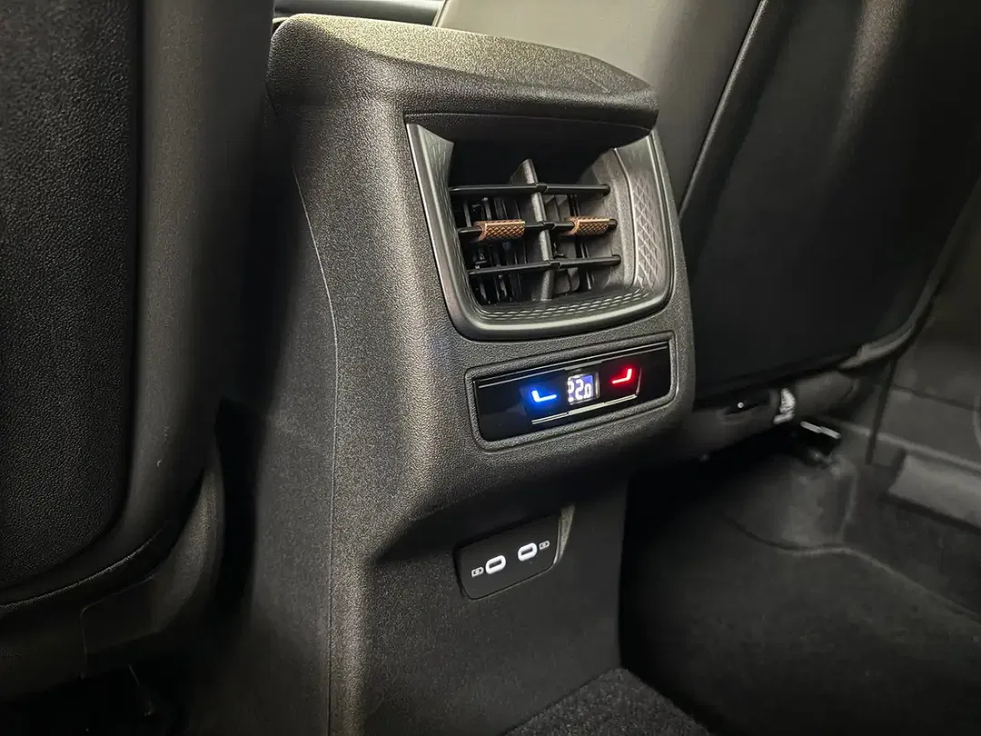 CUPRA Terramar 1.5 eTSI DSG - Thumbnail 10