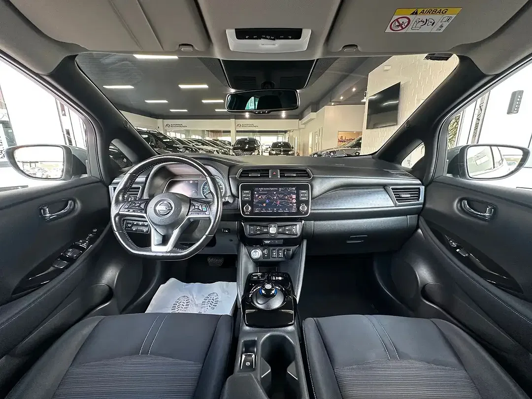 Nissan Leaf N-Connecta - Thumbnail 11