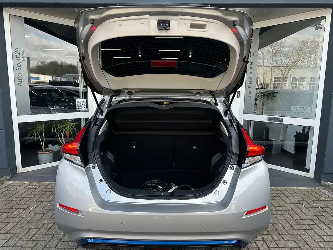 Nissan Leaf N-Connecta - Thumbnail 8