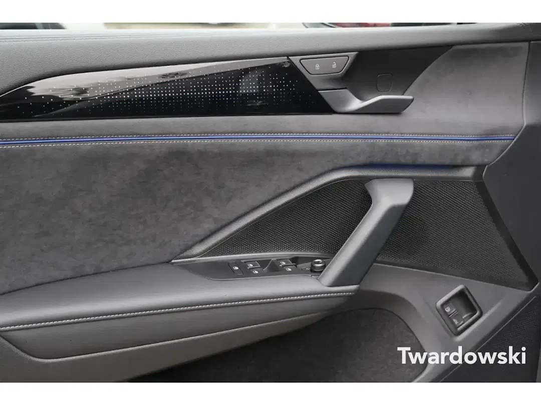 Volkswagen Tayron eHybrid R-Line - Thumbnail 9